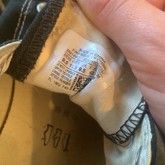 Black & White Converse Chukka Low - Picture 4 of 4